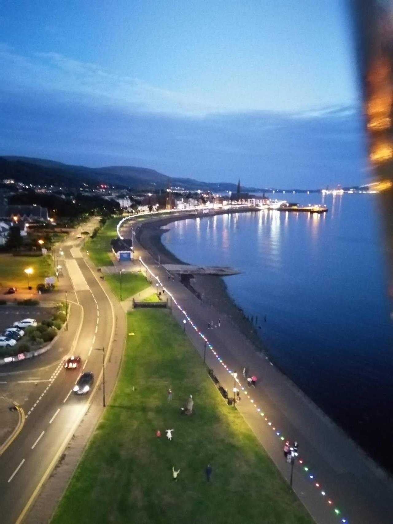 Apartment Parkside 2 Bedrooms With Encolsed Garden Largs