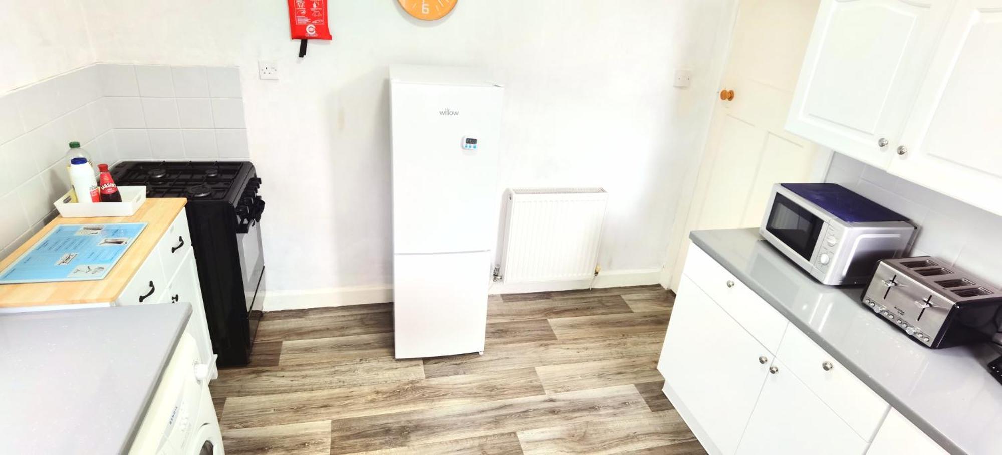 Apartment Parkside 2 Bedrooms With Encolsed Garden